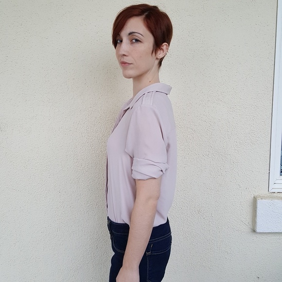 H&M Tops - H&M button down collared shirt sheer blouse size 4
